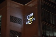 img/portfolio/nightphotos/12mid.JPG